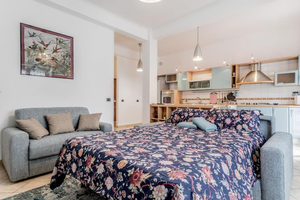 Metro A - Casa Comfort A 20 Minuti Dal Centro Di Apartamento Roma