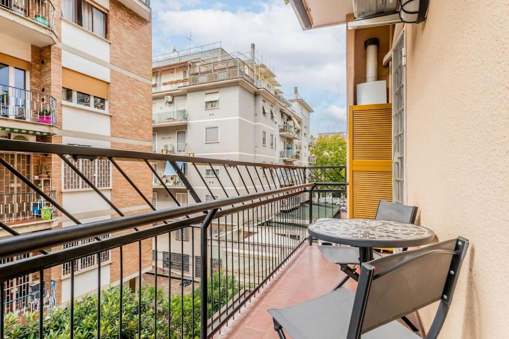 Apartamento Metro A - Casa Comfort A 20 Minuti Dal Centro Di